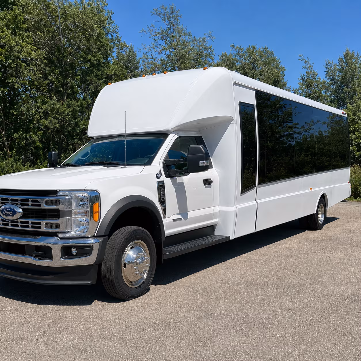 Fort Worth Airport Shuttle & Transportation party bus exterior